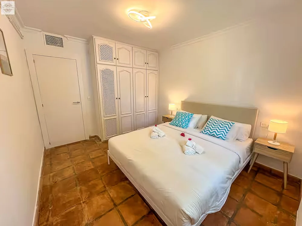 A double bedroom in the villa